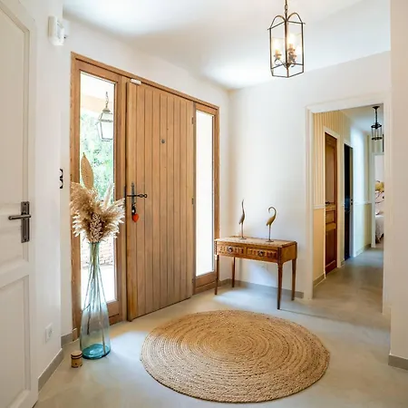 Holiday home La Esterelle — Vue Golf Piscine Elegance *