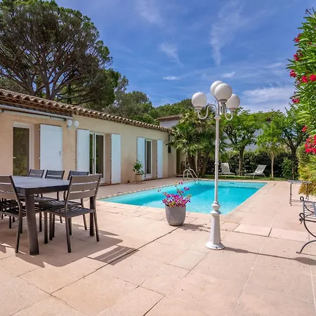 Holiday home La Esterelle — Vue Golf Piscine Elegance *